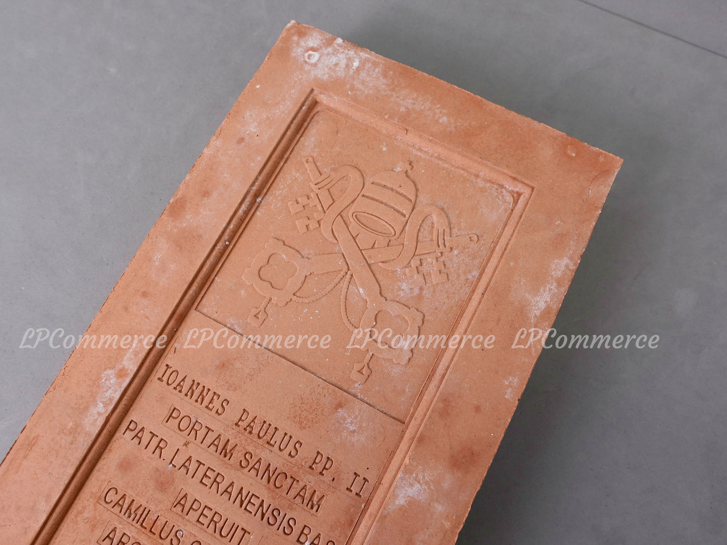 Mattone Porta Santa Giubileo 2000 Arcibasilica San Giovanni Laterano Roma brick