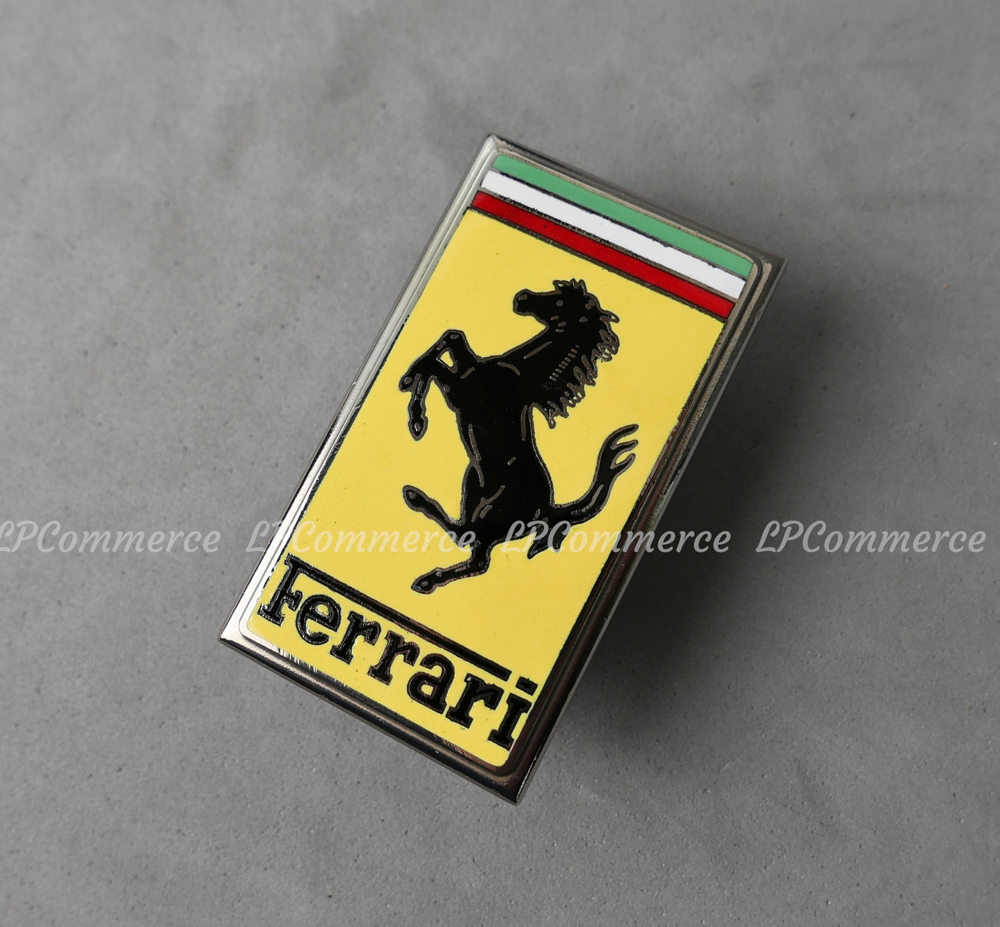 Stemma Ferrari Originale smaltato vintage emblema cofano mascotte cofano