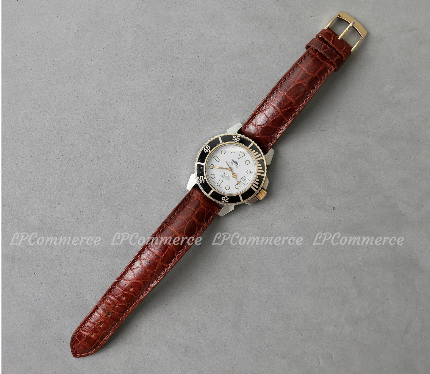 Orologio da polso Sector ADV 3000 usato gmt Watch vintage datario ghiera nera