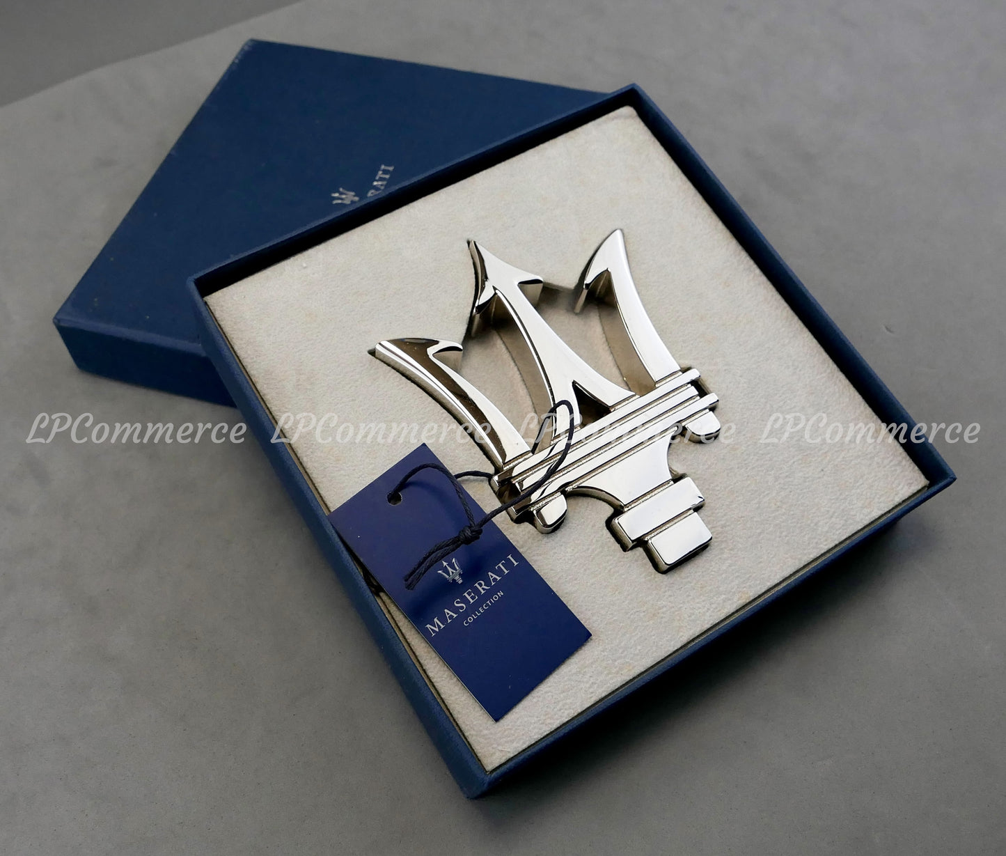 Fermacarte Maserati Tridente big size metallo ghibli office paperweight