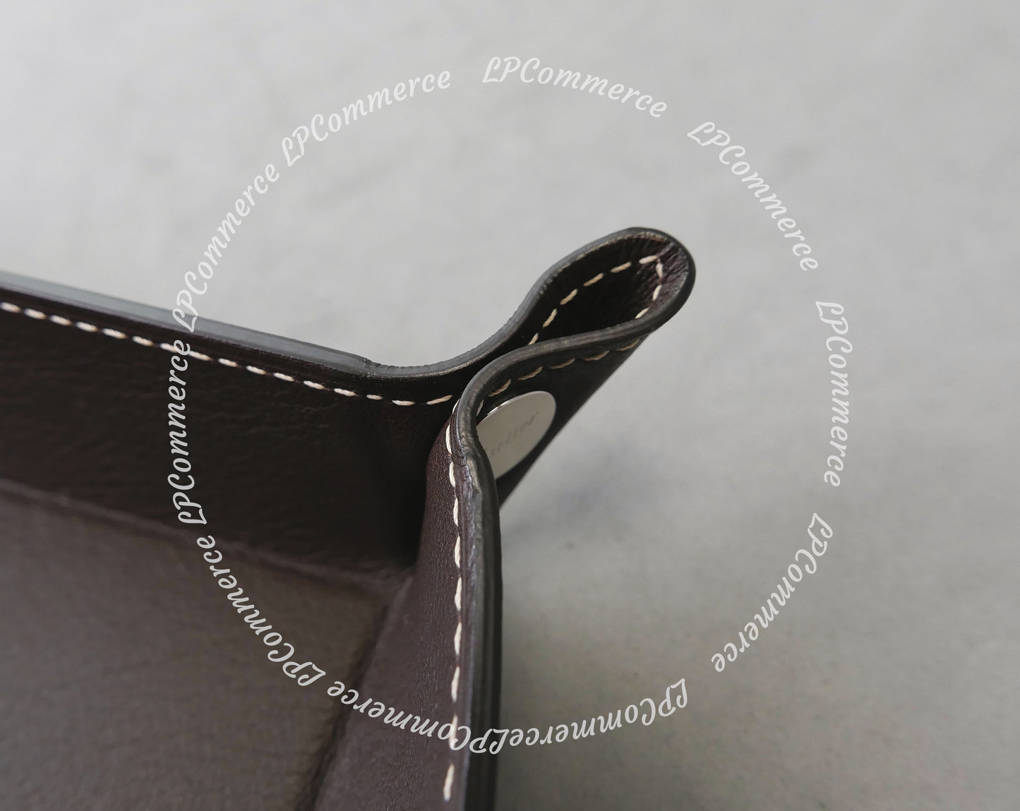 Svuotatasche Cartier in pelle empty pockets svuota tasche skin decor arredamento
