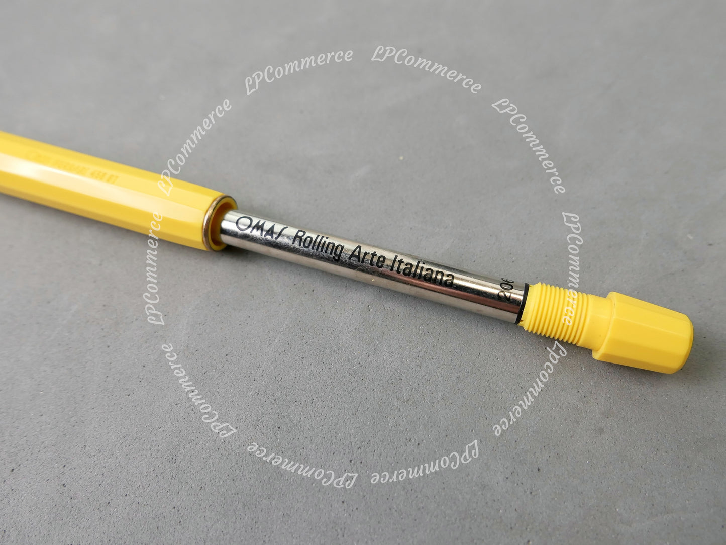 Penna a sfera Omas for Ferrari 456 GT Ballpoint NOS box collezione yellow
