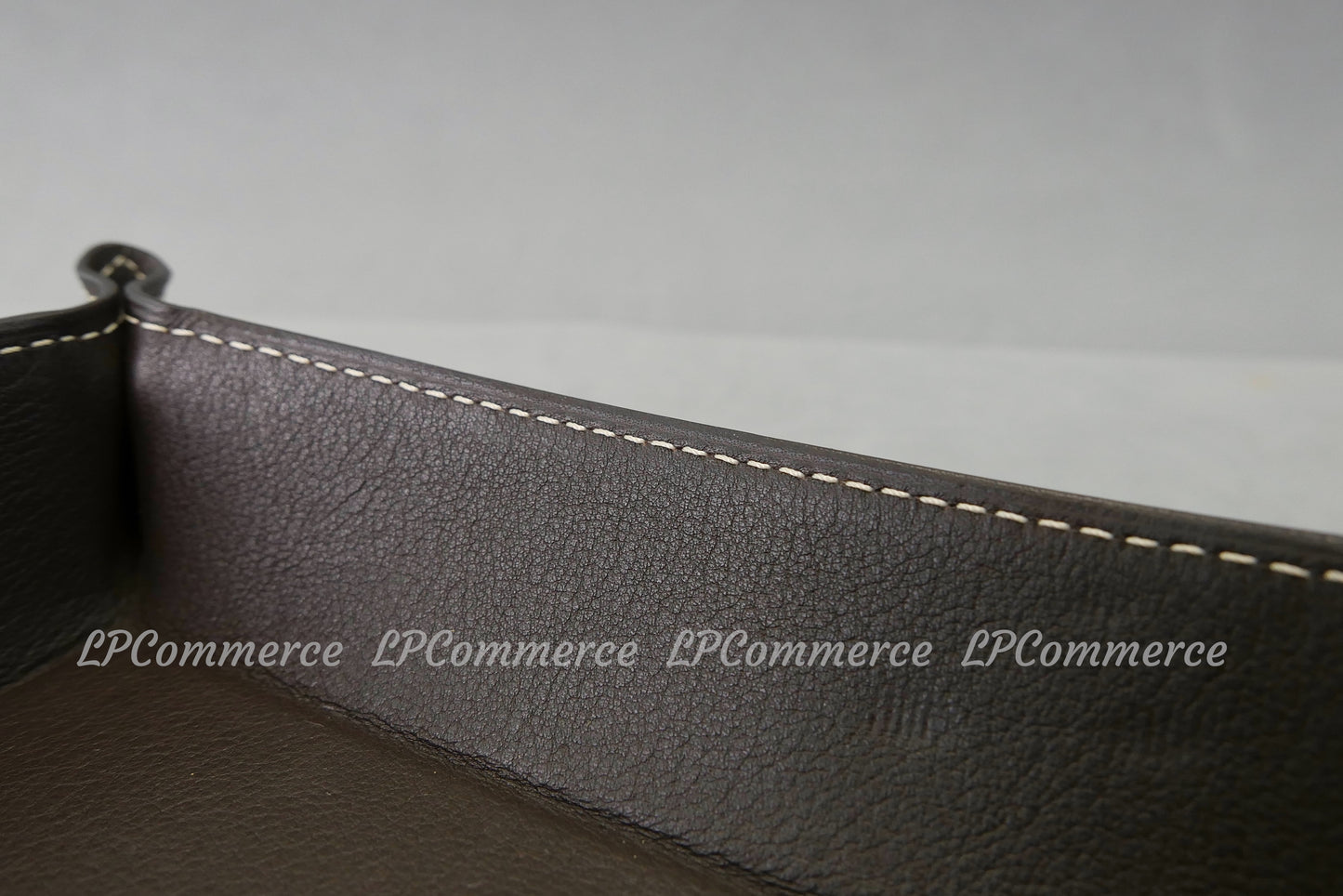 Svuotatasche Cartier in pelle empty pockets svuota tasche skin decor arredamento