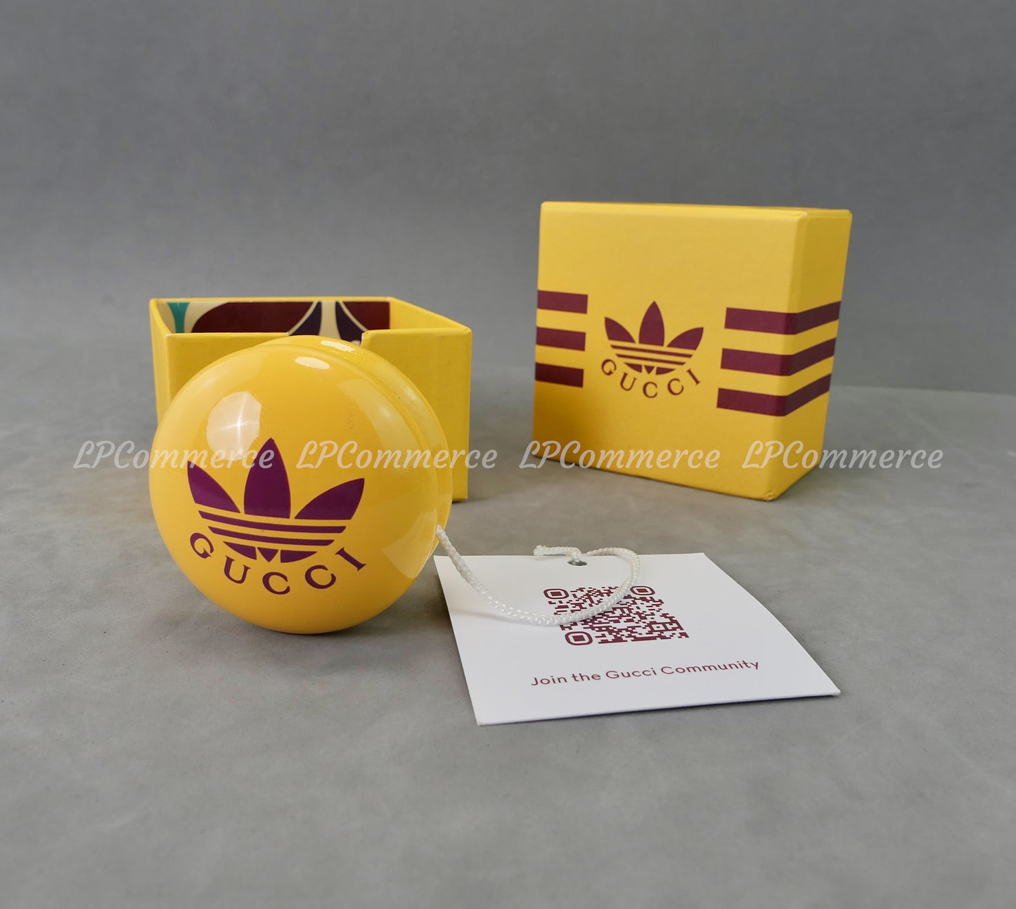 Yo-Yo Gucci yoyo X Adidas limited edition gadget box vip gioco esposizione