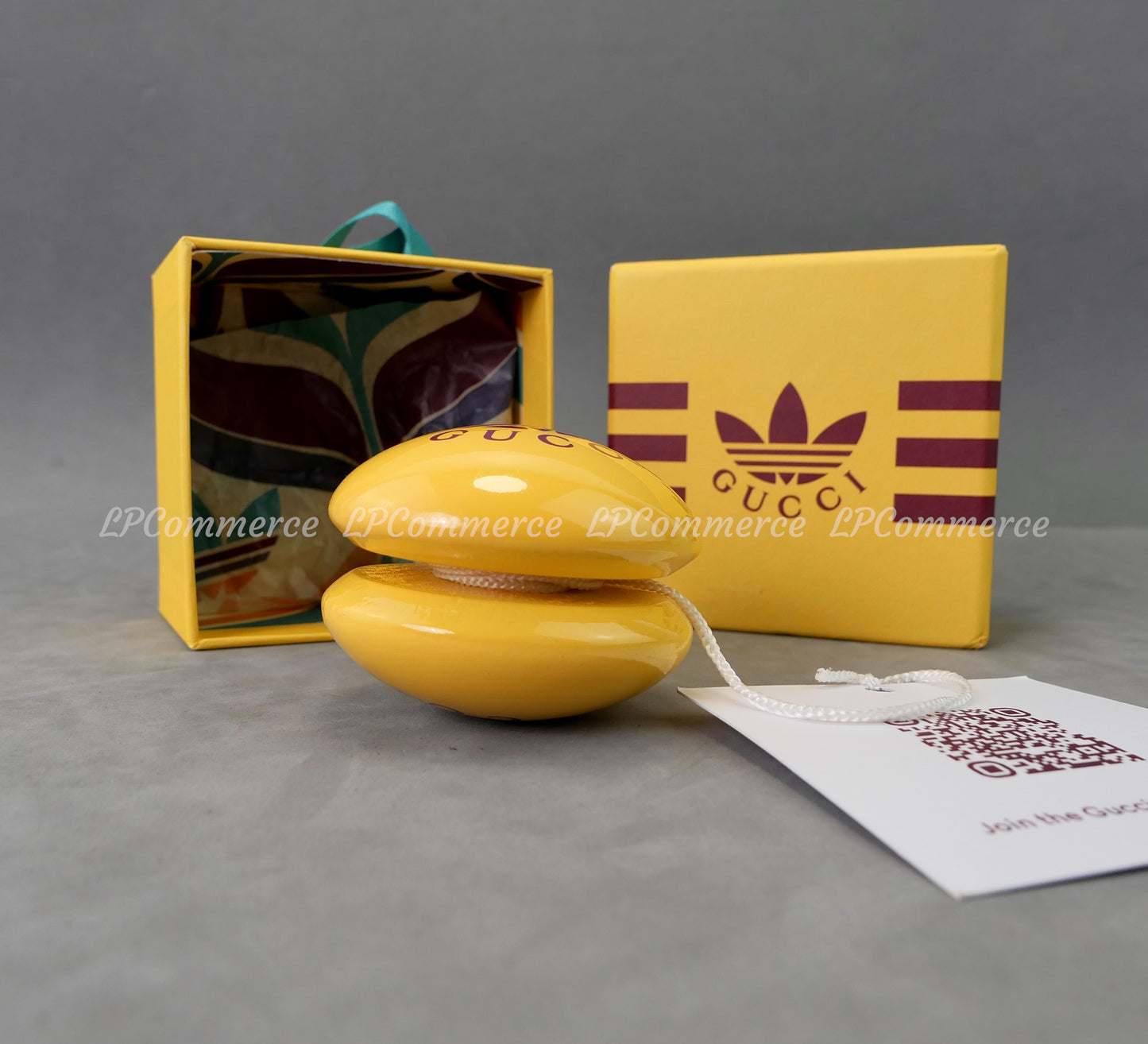 Yo-Yo Gucci yoyo X Adidas limited edition gadget box vip gioco esposizione