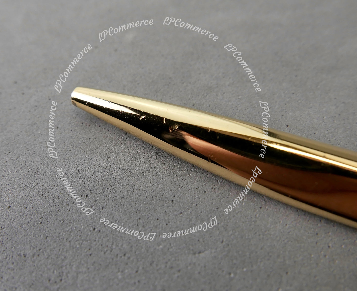 Penna BULGARI Eccentric gold box ballpoint pen design BVLGARI