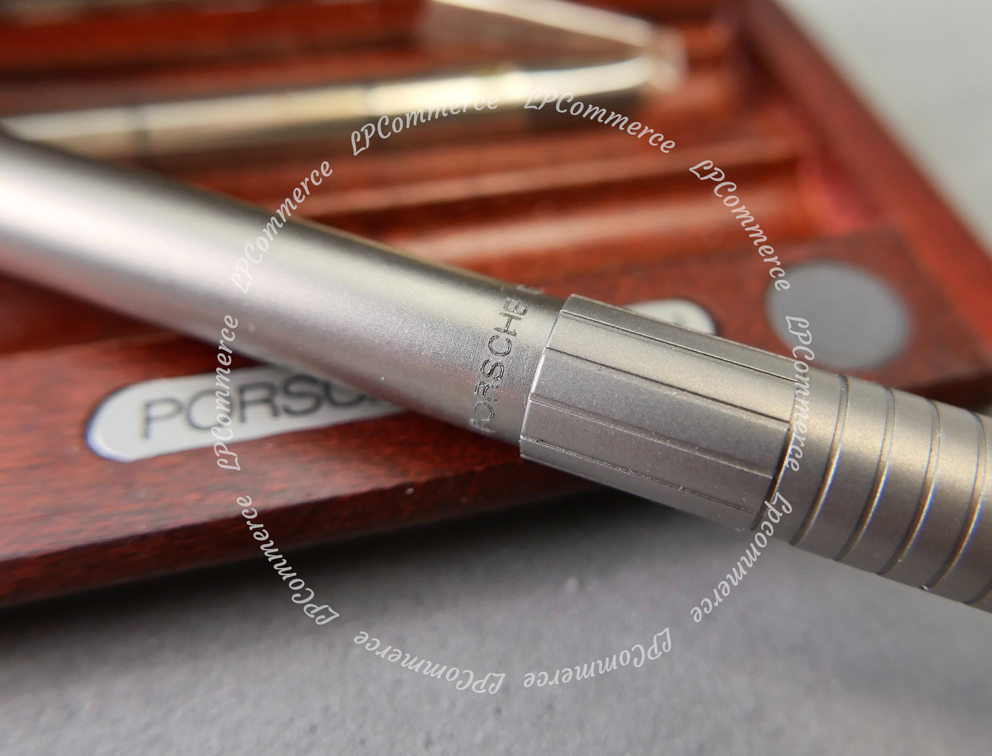 Penna sfera  Porsche Design Titanium 41022 NOS Ballpoint pen 911 box legno