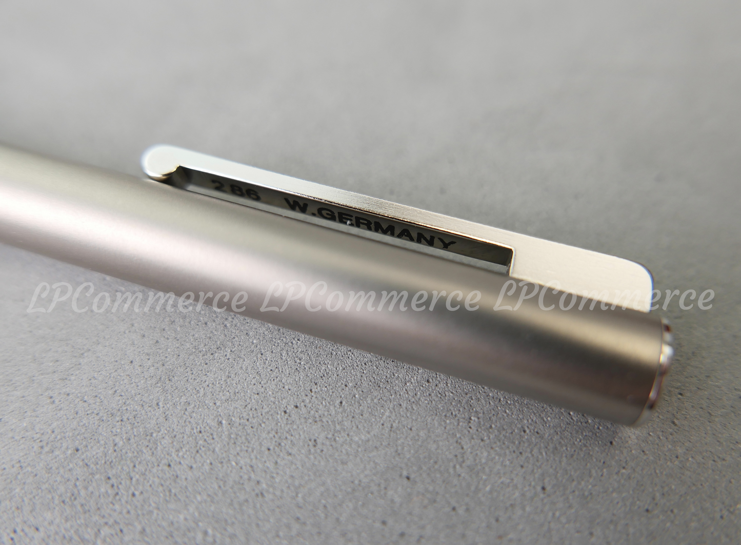 Penna sfera  Porsche Design Titanium 41022 NOS Ballpoint pen 911 box legno